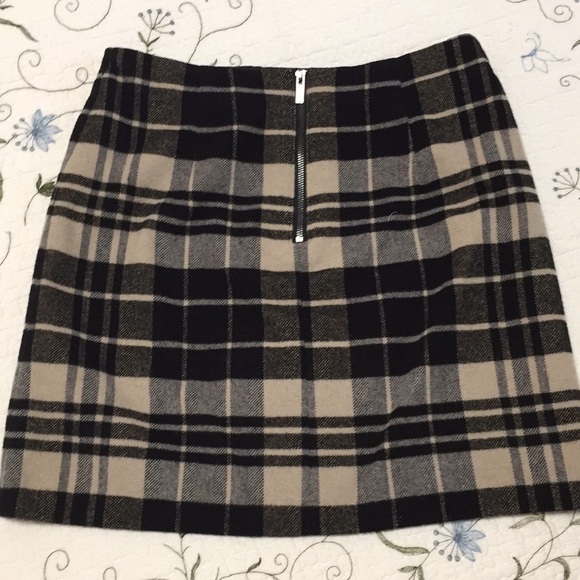 Marks and Spencer Wool skirt - Picture 3 of 4